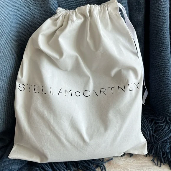 Stella McCartney Linea Logo Hobo Bag - Picture 13 of 13
